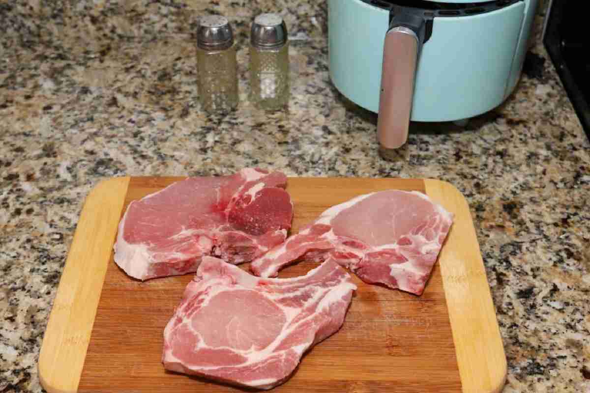 A succulent air fryer gammon steak.